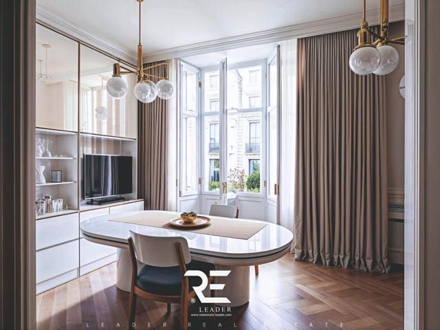 AMPLIO PISO CON ENCANTO Y GRAN POTENCIAL – BALCÓN, GALERÍA Y ZONA DE LAVADO photo 0