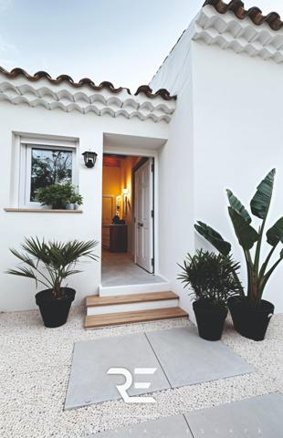 Encantadora vivienda a 100 metros de la playa en Dénia – Ideal como inversión o residencia habitual! photo 0