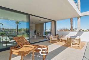 ÁTICO EN MAR DE CRISTAL CON TERRAZA DE 74 m2 Y PISCINA COMUNITARIA !! photo 0