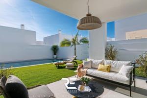 NO ES UNA VILLA MÁS. ES TU VERSIÓN MEDITERRÁNEA DEL LUJO BIEN PENSADO! photo 0