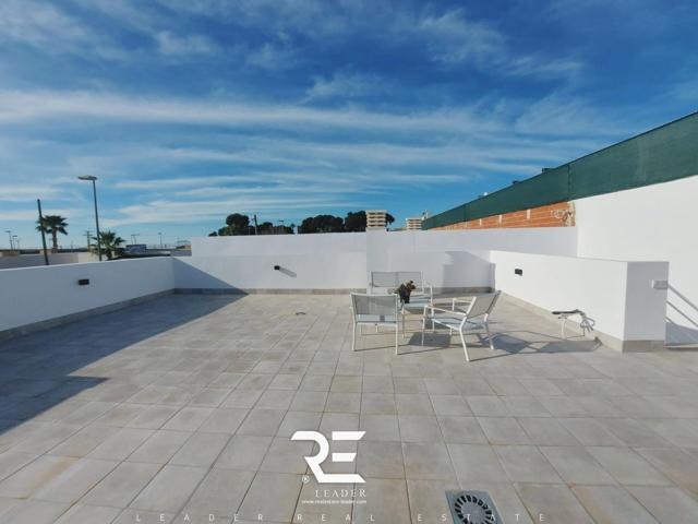 ADOSADO CON PARCELA, GARAJE Y PISCINA PRIVADA EN ROLDAN - TORRE PACHECO !! photo 0