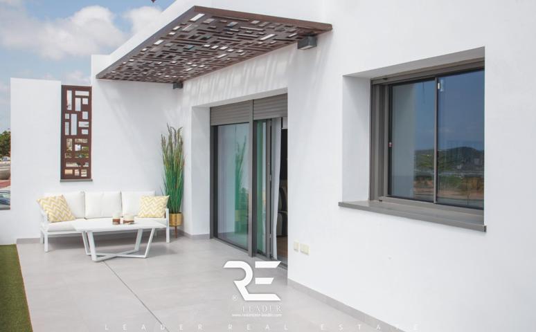 EXCLUSIVO DÚPLEX CON TRES GRANDES TERRAZAS EN FINESTRAT - URBANIZACIÓN GOLF BAHIA !! photo 0