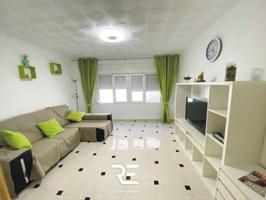 OPORTUNIDAD EN DÉNIA – AMPLIO PISO EN PLANTA BAJA CON PATIO PRIVADO photo 0