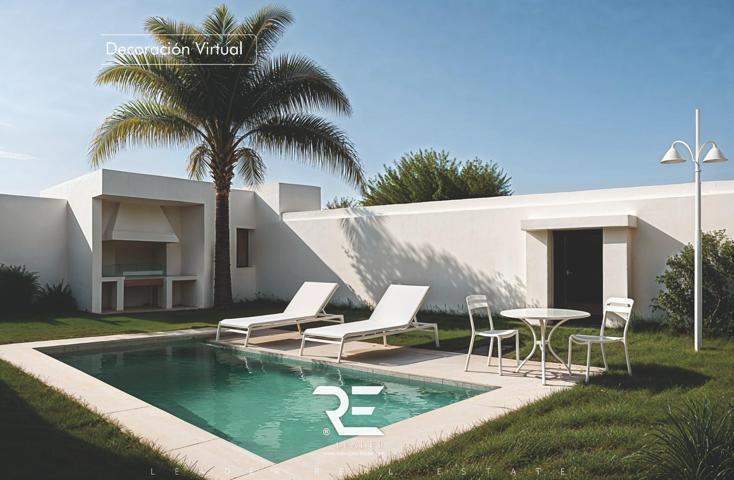 CHALET EN UNA SOLA PLANTA CON PISCINA Y JARDÍN PRIVADO – CUANDO LA VIDA SE MIDE EN TRANQUILIDAD, ESPACIO Y LUZ... ESTE ES TU LUGAR photo 0