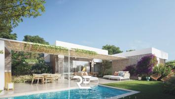 EXCLUSIVO CHALET CON TERRAZA, JARDÍN Y PISCINA EN DENIA !! photo 0