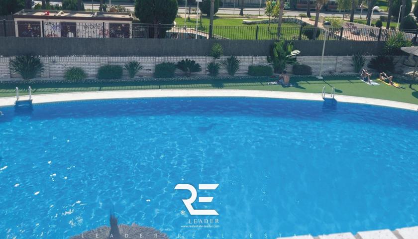 APARTAMENTO EN MARINA D'OR CON TODAS LAS COMODIDADES, TERRAZA, PISCINA, PLAZA DE GARAJE Y TRASTERO !! photo 0