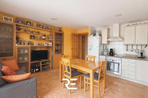 PRECIOSO APARTAMENTO CON TERRAZA A POCOS METROS DE LA PLAYA !! photo 0