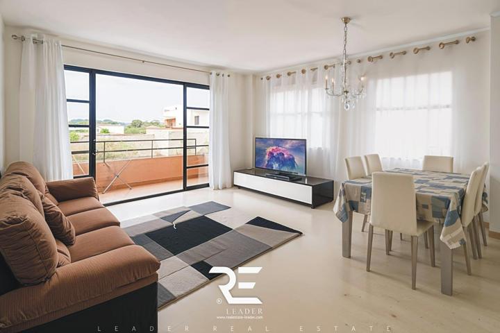 ESTUPENDO PISO CON TERRAZA, TRASTERO Y AIRE ACONDICIONADO EN OLIVA !! photo 0