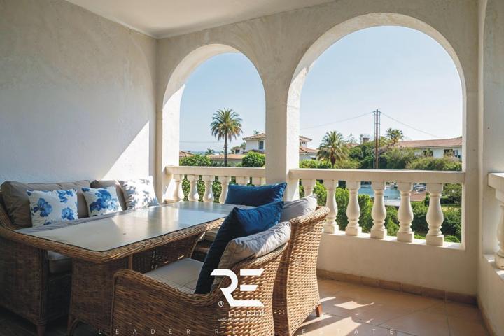 PRECIOSO APARTAMENTO CON AMPLIA TERRAZA Y LICENCIA TURÍSTICA EN PRIMERA LÍNEA DE PLAYA !! photo 0