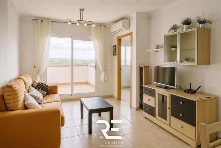 APARTAMENTO SEMINUEVO EN PRIMERA LÍNEA CON TERRAZA, PISCINA Y LICENCIA TURÍSTICA !! photo 0