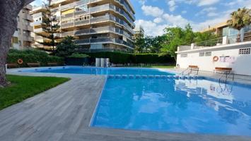 Salou - Céntrico piso reformado de 3 habitaciones photo 0