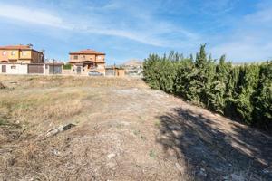 parcela de uso industrial photo 0