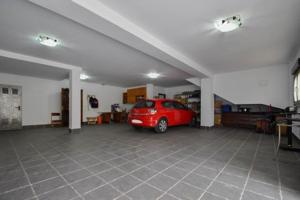 Estupenda casa para entrar a vivir de 3 plantas en Jerez del Marquesado photo 0
