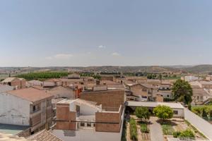 ¡Descubre este encantador piso en pleno corazón de Huétor-Tájar! photo 0