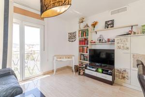 ¡Descubre este encantador piso en pleno corazón de Huétor-Tájar! photo 0