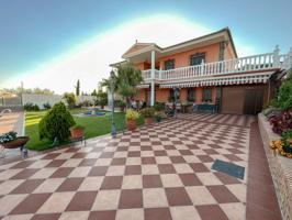¡¡ESPECTACULAR CHALET UBICADO EN 1000M2 DE TERRENO!!! photo 0