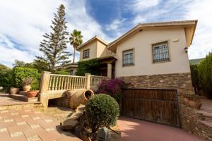 Gran chalet en el Puntal photo 0