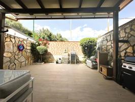 CHALET ADOSADO EN VENTA EN LOECHES photo 0