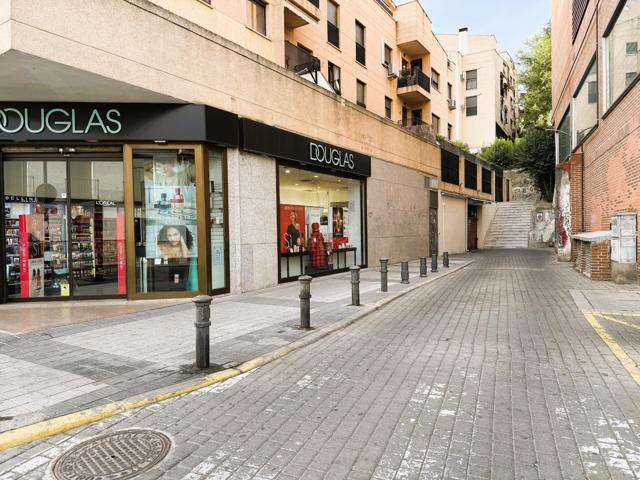 PLAZA DE GARAJE EN VENTA EN AVENIDA DEL EJÉRCITO EN ARGANDA DEL REY photo 0