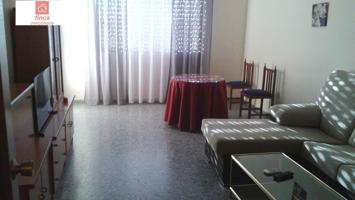 MONTIJO, VENTA PISO AMUEBLADO, LUMINOSO, AIRE EN SALÓN, CERCA DE COLEGIOS E INSTITUTOS photo 0
