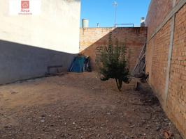 MONTIJO , SOLAR URBANO RODEADO, EXCELENTE UBICACIÓN ZONA RESIDENCIAL photo 0