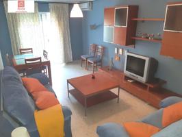 MONTIJO PISO EN VENTA O ALQUILER, ZONA CENTRO, 1ª PLANTA, CENTRICO, LUMINOSO, CLIMATIZADO Y CON TRASTERO photo 0