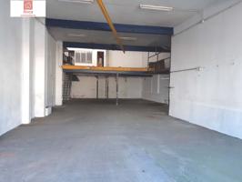 MONTIJO, VENTA O ALQUILER NAVE-LOCAL, CERCA DEL CENTRO, ZONA DE MUCHO PASO, MAXIMA VISIBILIDAD photo 0