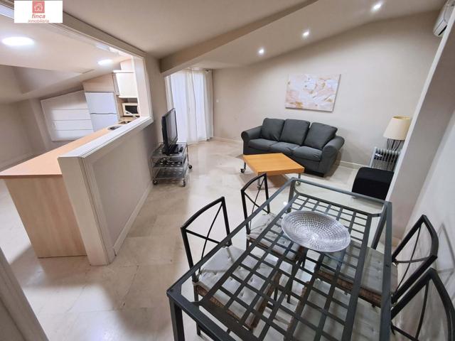 MONTIJO, ALQUILER BUHARDILLA CON ASCENSOR, ZONA CENTRO, AMUEBLADO, CON TERRAZA Y MUY LUMINOSA photo 0