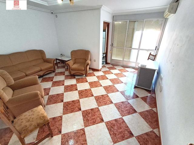 VENTA MONTIJO, VIVIENDA PLANTA BAJA, ZONA MOLINO, LUMINOSA, REFORMADA, CON SPLIT DE AIRE ACONDICIONADO EN SALÓN, COCINA AMUEBLADA photo 0