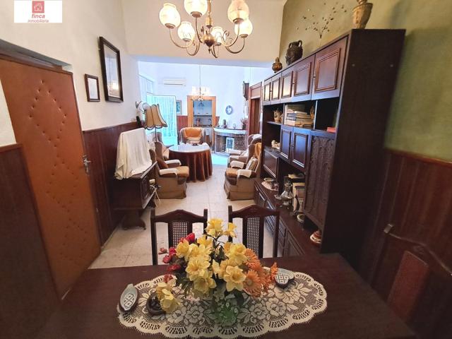 VENTA PUEBLA DE LA CALZADA ZONA CENTRO VIVIENDA DE PLANTA BAJA DE ESQUINA CON GARAJE photo 0