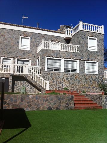 REF: 08113-CALICANTO-URB.SAN MIGUEL -HERMOSO CHALET PARA ENTRAR photo 0