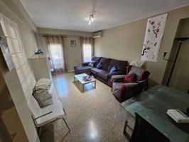 REF: 08606-BENETUSSER- VENTA DE PISO CON VISTAS A LA PLAZA. photo 0
