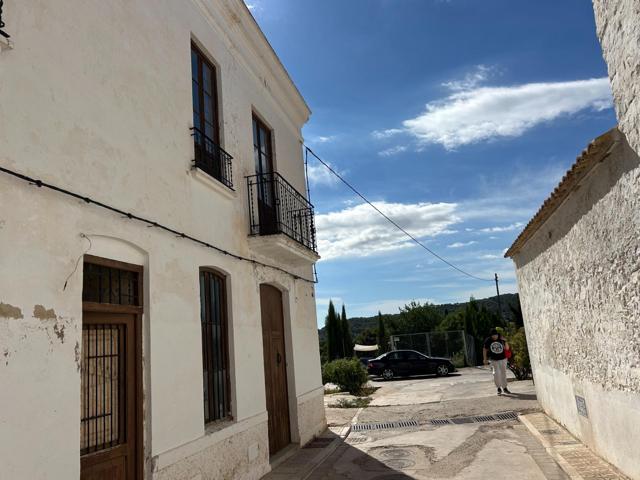 Ref. 08623 Salico ofrece casa en PETRES *ideal inversores* photo 0