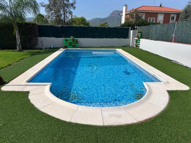 Ref. 08625 SALICO OFRECE ESTUPENDO CHALET INDEPENDIENTE EN PERFECTO ESTADO photo 0