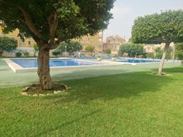 Apartamento en Playa de La Mata, piscina comunitaria photo 0