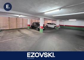 Oportunidad de 27 plazas de garaje en la misma finca photo 0