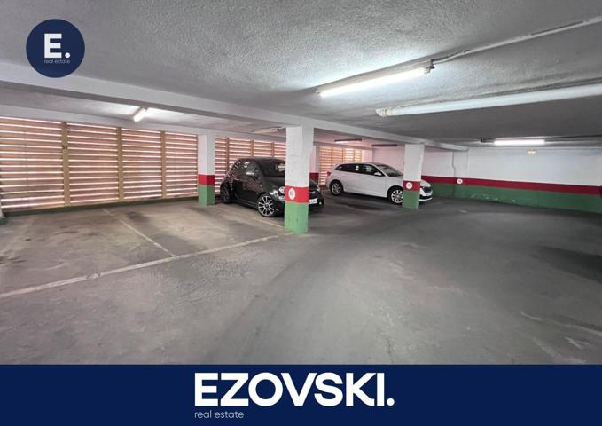 Oportunidad de 27 plazas de garaje en la misma finca photo 0
