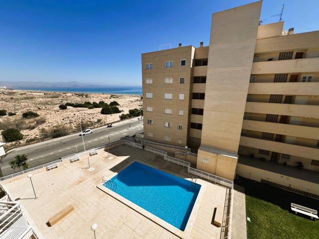 Apartamento con piscina y vistas al mar en Arenales del Sol, Elche. photo 0