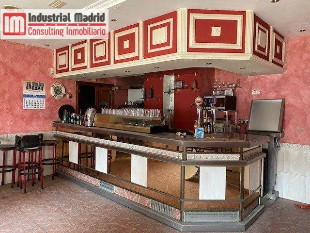 BAR RESTAURANTE EN VENTA CENTRO ARGANDA DEL REY photo 0