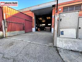 Naves industriales pareadas en esquina en venta en Arganda photo 0