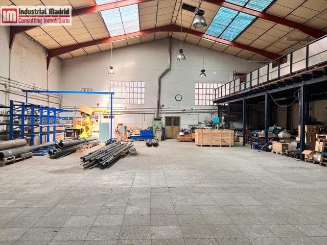 NAVE INDUSTRIAL EN VENTA EN TORREJON DE ARDOZ photo 0