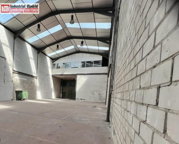 VENTA DE NAVE INDUSTRIAL MEJORADA DEL CAMPO photo 0