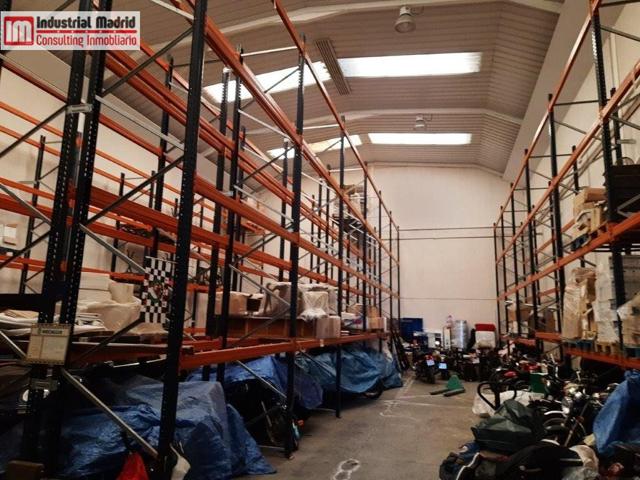 NAVE INDUSTRIAL EN VENTA EN LOECHES. photo 0