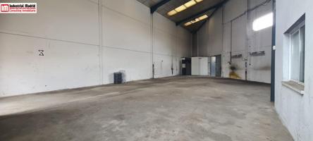 SE VENDE NAVE INDUSTRIAL EN TORRES DE LA ALAMEDA photo 0