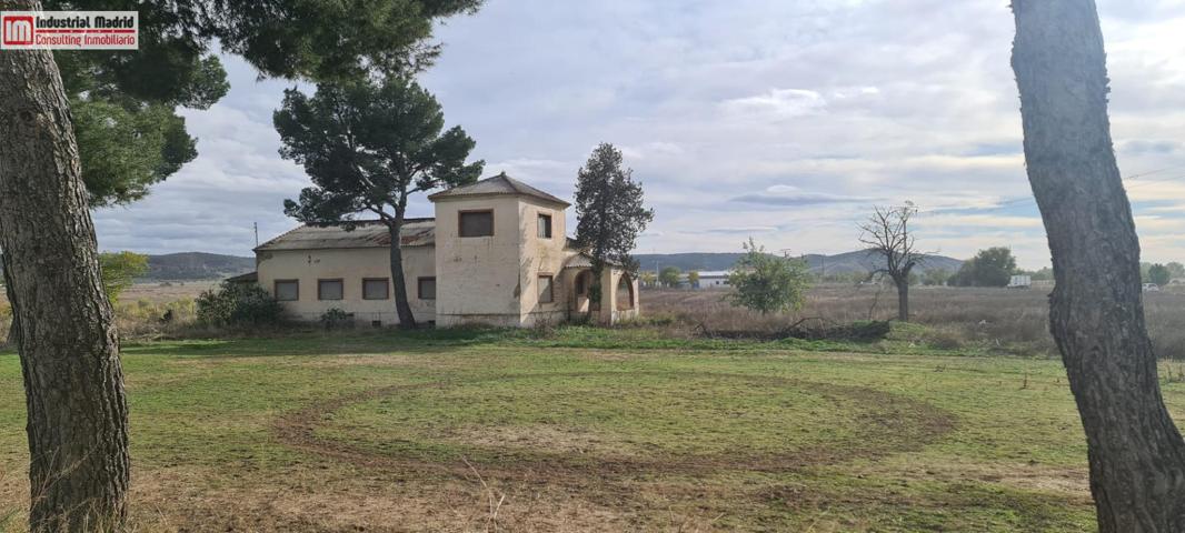 FINCA RÚSTICA EN VENTA EN ARGANDA DEL REY photo 0