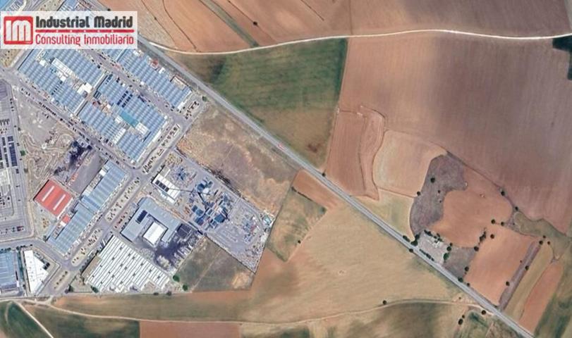 Terreno industrial en venta en Campo Real photo 0