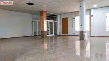 Industrial Madrid presenta este local comercial en venta y alquiler photo 0