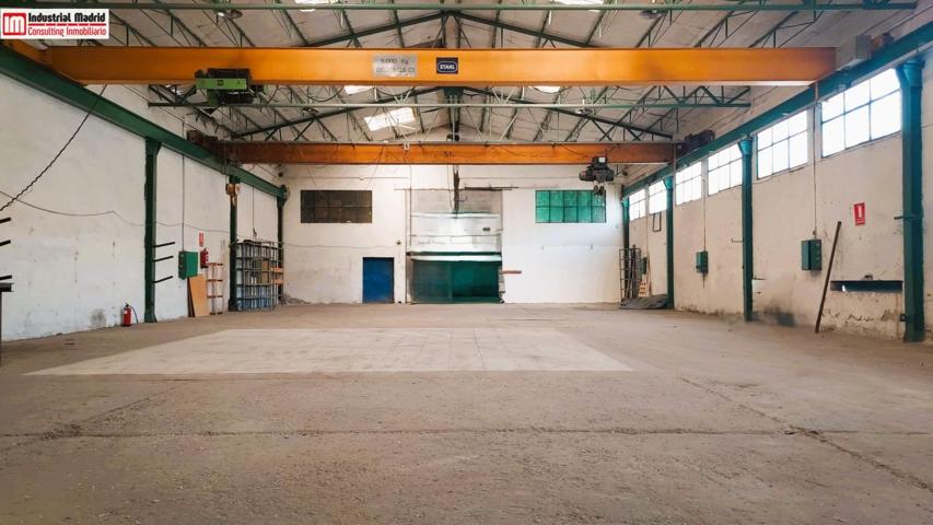 Industrial Madrid presenta esta gran nave industrial en venta. photo 0
