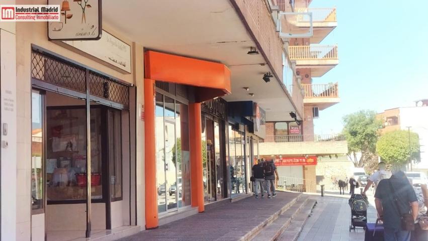 ¡SE ALQUILA LOCAL COMERCIAL EN EL CENTRO DE ARGANDA! photo 0