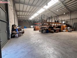 NAVE EN ALQUILER IDEAL PARA ACTIVIDADES DE LOGISTICA Y DISTRIBUCION photo 0